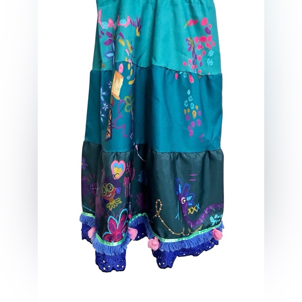 Disney Store Parks Encanto Mirabel Costume dress w flowers butterflies Size 7/8 - Picture 8 of 11